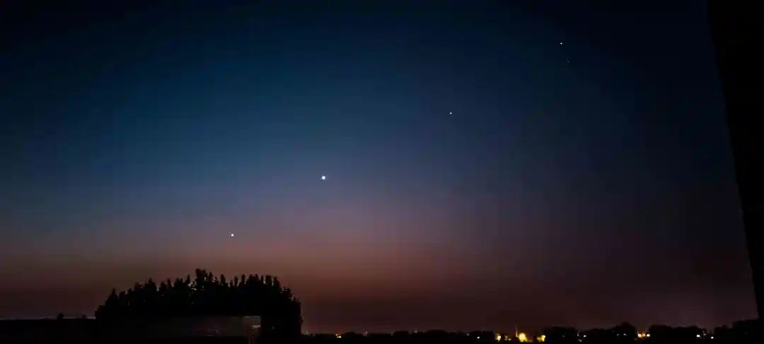 四星连珠
