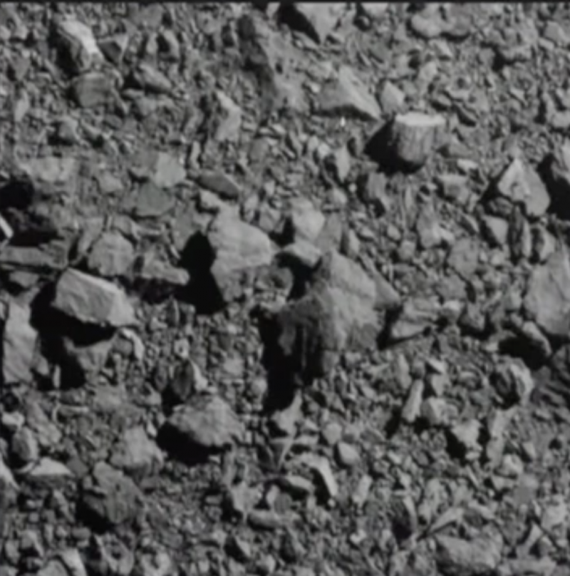 DART撞击前的最后一张图像。来源：NASA