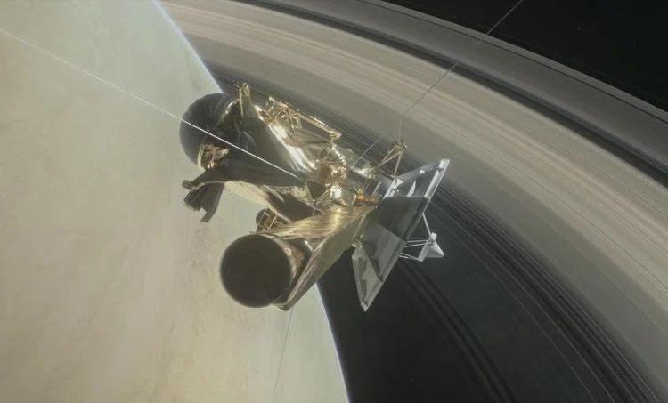 卡西尼号。来源：NASA